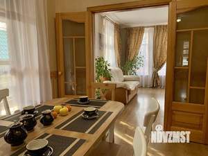 Дом 150м², 2-этажный, посуточно,