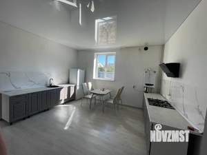 Дом 200м², 2-этажный, на длительный срок,