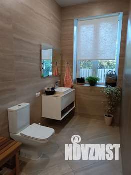 Дом 200м², 2-этажный, посуточно,