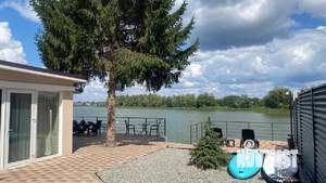 Дом 260м², 2-этажный, посуточно,