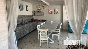 Дом 260м², 2-этажный, посуточно,