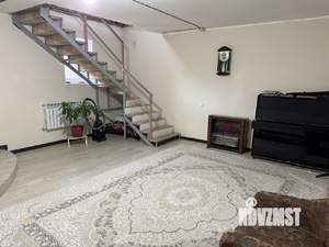 Дом 212м², 2-этажный, участок 9 сот.