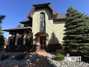 Дом 247м², 3-этажный, участок 14 сот.