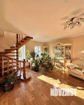 Дом 114м², 2-этажный, участок 4 сот.