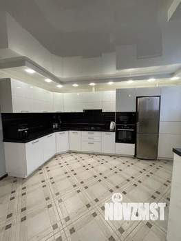 Дом 153м², 2-этажный, участок 6 сот.