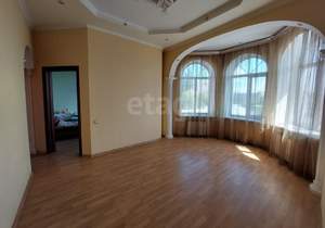 Дом 259м², 3-этажный, участок 11 сот.