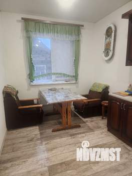 Дом 216м², 3-этажный, участок 8 сот.