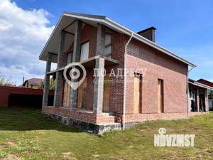 Дом 232м², 2-этажный, участок 10 сот.