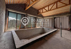 Дом 232м², 2-этажный, участок 10 сот.