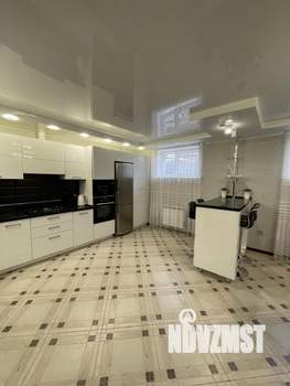 Дом 153м², 2-этажный, участок 6 сот.