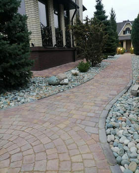 Дом 247м², 3-этажный, участок 14 сот.