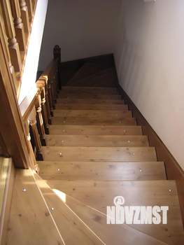 Коттедж 302м², 3-этажный, участок 10 сот.