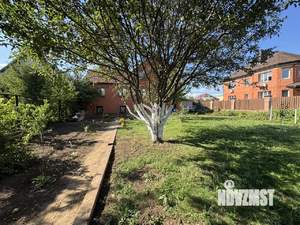 Дом 212м², 2-этажный, участок 9 сот.