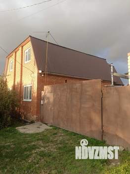 Дом 74м², 2-этажный, участок 8 сот.