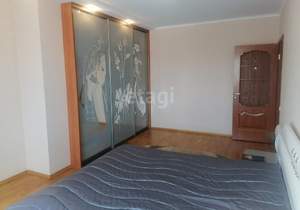 Дом 302м², 3-этажный, участок 15 сот.