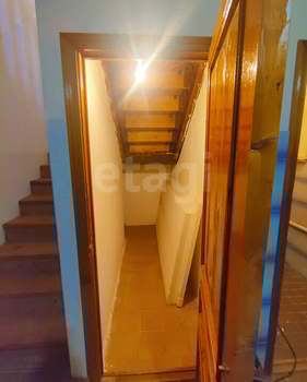 Дом 313м², 3-этажный, участок 6 сот.