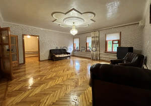 Дом 268м², 1-этажный, участок 586 сот.