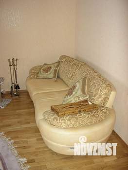 Коттедж 302м², 3-этажный, участок 10 сот.