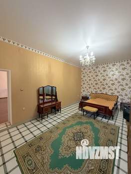 Коттедж 528м², 3-этажный, участок 8 сот.