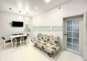 Дом 171м², 2-этажный, участок 15 сот.