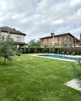 Дом 208м², 2-этажный, участок 10 сот.