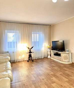 Дом 114м², 2-этажный, участок 4 сот.