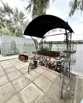 Дом 141м², 3-этажный, участок 8 сот.