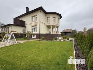 Коттедж 700м², 3-этажный, участок 20 сот.