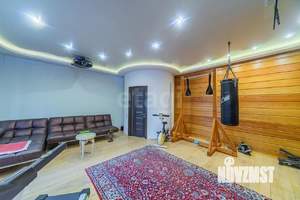 Дом 195м², 2-этажный, участок 6 сот.