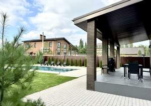 Дом 208м², 2-этажный, участок 10 сот.