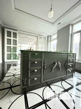 Дом 361м², 2-этажный, участок 10 сот.