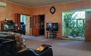 Дом 300м², 2-этажный, участок 9 сот.