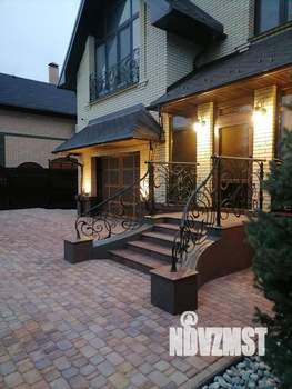 Дом 247м², 3-этажный, участок 14 сот.