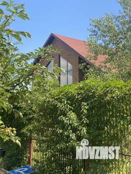 Дом 300м², 3-этажный, участок 10 сот.