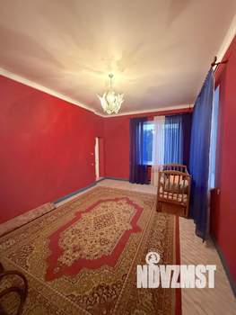 Коттедж 528м², 3-этажный, участок 8 сот.