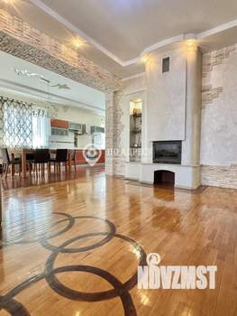 Дом 298м², 2-этажный, участок 8 сот.