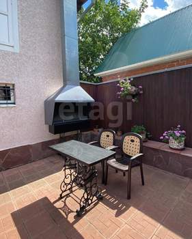 Дом 369м², 3-этажный, участок 10 сот.