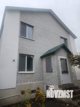 Дом 216м², 3-этажный, участок 8 сот.