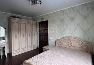 Дом 640м², 3-этажный, участок 960 сот.