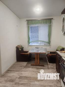 Дом 216м², 3-этажный, участок 8 сот.