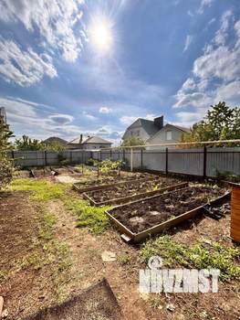 Дом 214м², 3-этажный, участок 9 сот.