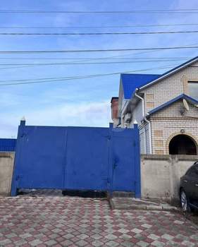 Дом 640м², 3-этажный, участок 960 сот.