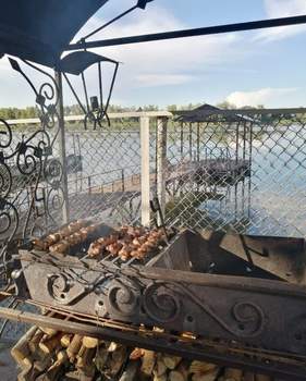 Дом 140м², 2-этажный, участок 8 сот.