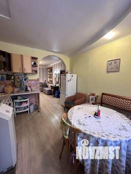 Дом 215м², 2-этажный, участок 8 сот.