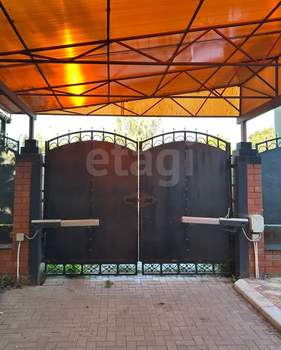 Дом 180м², 2-этажный, участок 8 сот.