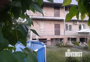 Дом 272м², 3-этажный, участок 15 сот.