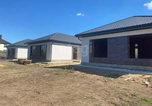 Дом 100м², 1-этажный, участок 6 сот.