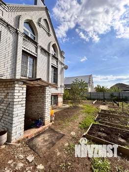 Дом 214м², 3-этажный, участок 9 сот.