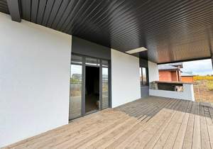 Дом 208м², 2-этажный, участок 10 сот.