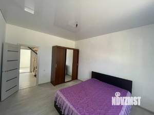 Дом 200м&sup2;, 2-этажный, на длительный срок, 